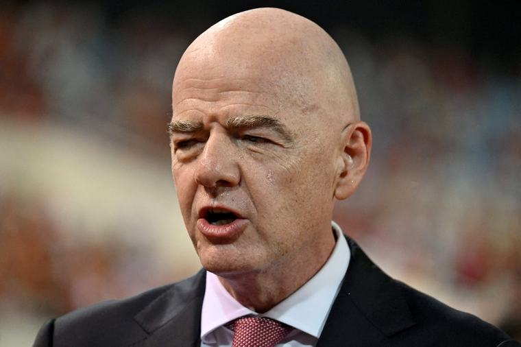 Scandale au sommet du football mondial: une fédération nationale ne veut plus de Gianni Infantino à la tête de la FIFA