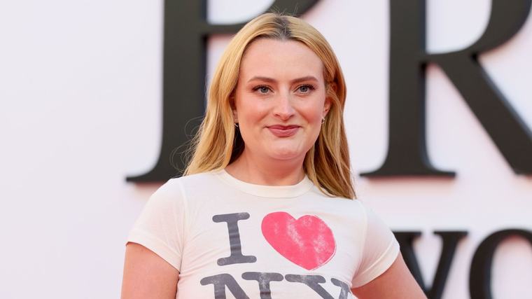 Amelia Dimoldenberg tourne la page du "Chicken Shop Date" : retour sur ce phénomène