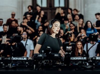 Gevreesde klachtenregen over technofeest Amelie Lens valt mee: 18 van de 28 meldingen komen van dezelfde omwonende