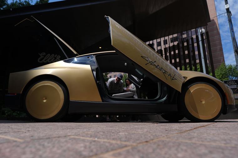 Tesla lance ce jeudi son Cybercab : un robotaxi sans volant ni pédales