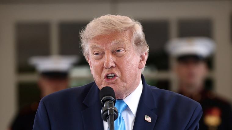Meeste Amerikanen tegen nieuwe invoerheffingen van Trump op Canada en naamsverandering Ontariomeer