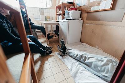 Cellen bevuild met uitwerpselen en urine: Raad van Europa slaat alarm over omstandigheden in Gentse gevangenis