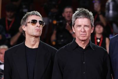 Staat Oasis volgend jaar in Amsterdam? Gebroeders Gallagher delen mysterieuze video