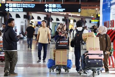 Luchthaven van Jakarta schort activiteiten op na vulkaanuitbarsting