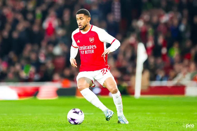 Rigaux vindt nog buitenkansje: ‘Ex-speler keert terug naar Feyenoord’