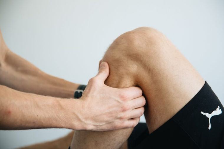 Waarom bewegen juist kan helpen tegen artrose