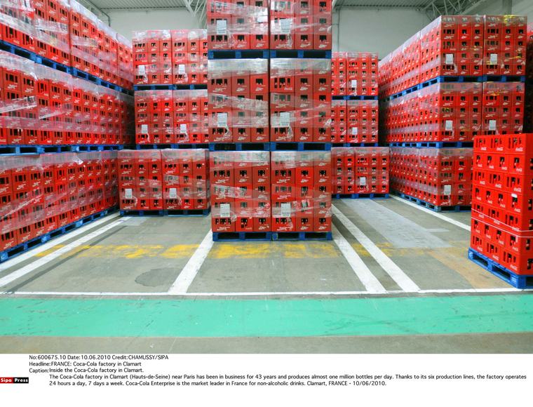 Indiase autoriteiten ontmantelen illegale operatie met vervalste voedingslabels van wereldmerken