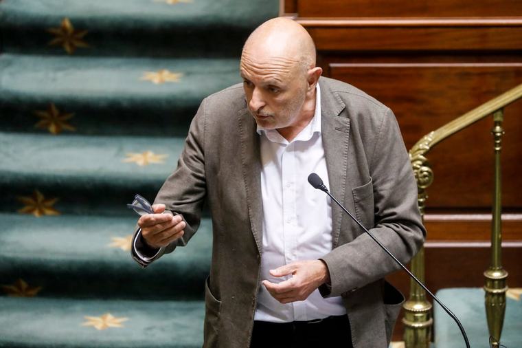 Un ancien député fédéral victime d’une cyberattaque orchestrée par la Russie? "Cette histoire est ahurissante"