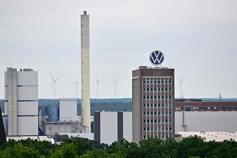 Volkswagen décolle à Francfort après l'annonce d'un licenciement massif