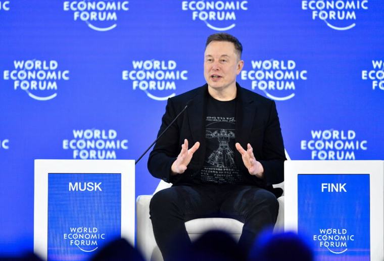 Zelensky kent Elon Musk de Orde van de Vrijheid toe voor hulp aan Oekraïne