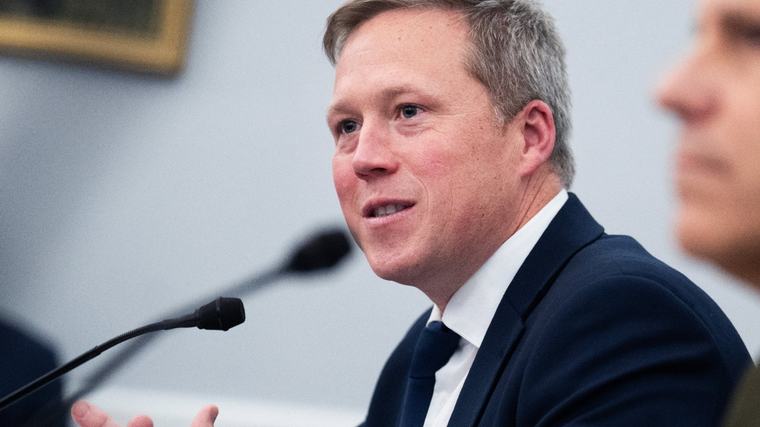 Hoofd van de Amerikaanse Landmacht Dan Driscoll treedt af na conflicten met Hegseth
