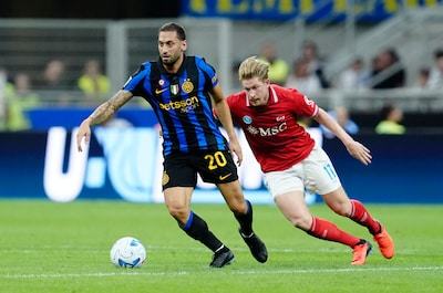 Een avond om snel te vergeten voor ‘KDB’: Napoli en invaller Kevin De Bruyne geven 0-2-voorsprong uit handen en verliezen tegen Inter