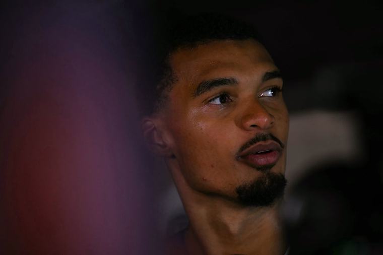Interrogé sur la présidentielle en France, cette star du basket sort une réplique de "Dikkenek" (VIDEO)