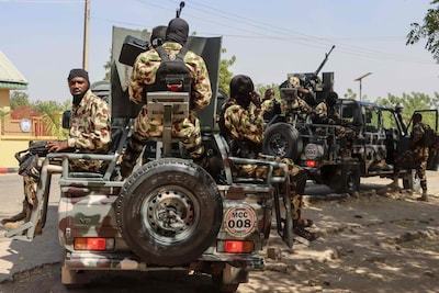 Gewapende bende doodt tien mensen en ontvoert tientallen anderen in Nigeria