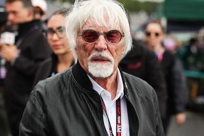 “Ik zou gaan kleiduifschieten”: ex-F1-baas Bernie Ecclestone (95) op luchthaven tegengehouden met jachtgeweer in reiskoffer