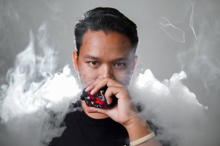 Experiment legt verschil tussen roken en vapen bloot