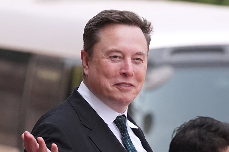 "Bien joué !" : Elon Musk applaudit la victoire de l'AfD en Allemagne