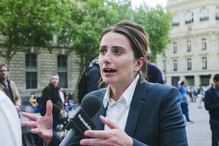 Pompidou ? « J’ai pas connu » : l'inculture politique de Marine Tondelier provoque un déluge de railleries