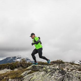 ‘Vier tot zes uur intensieve beweging per week is voldoende’: de voor- en nadelen van ultrarunning